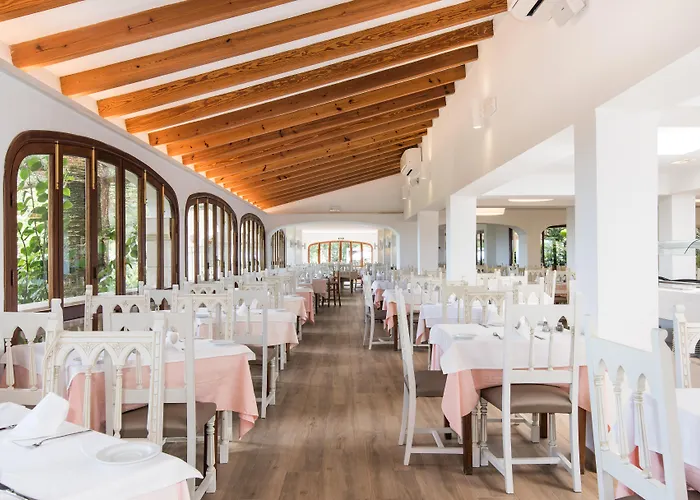 Hotel Na Taconera